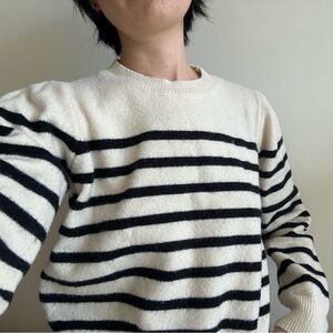 ✨🥰Elegant Cream and Black Striped Crew Neck Sweater